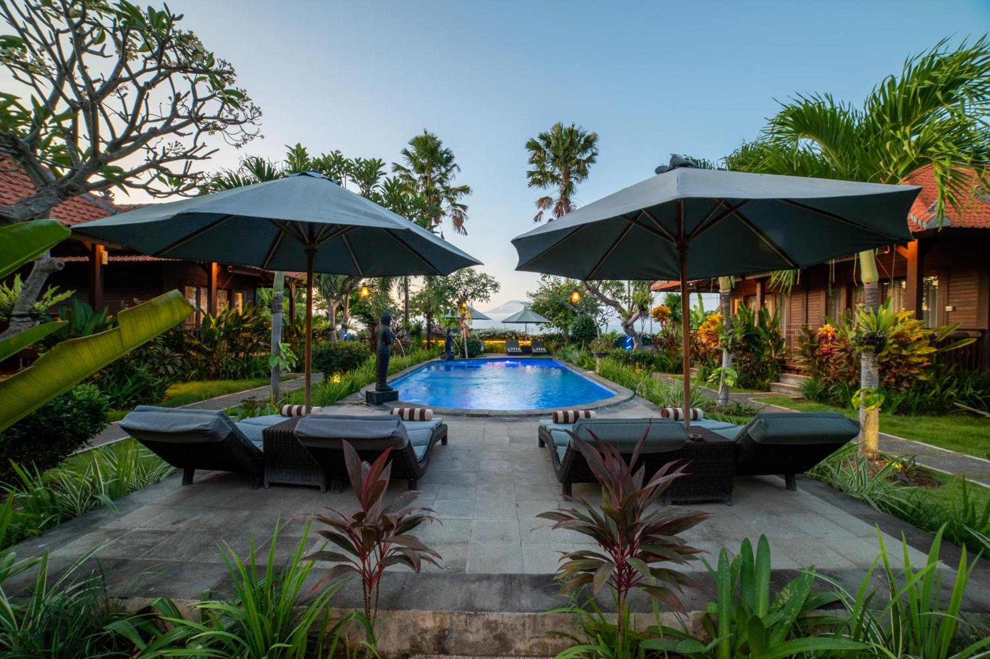 D'Puncak Villas Lembongan Nusa Lembongan  Exterior photo