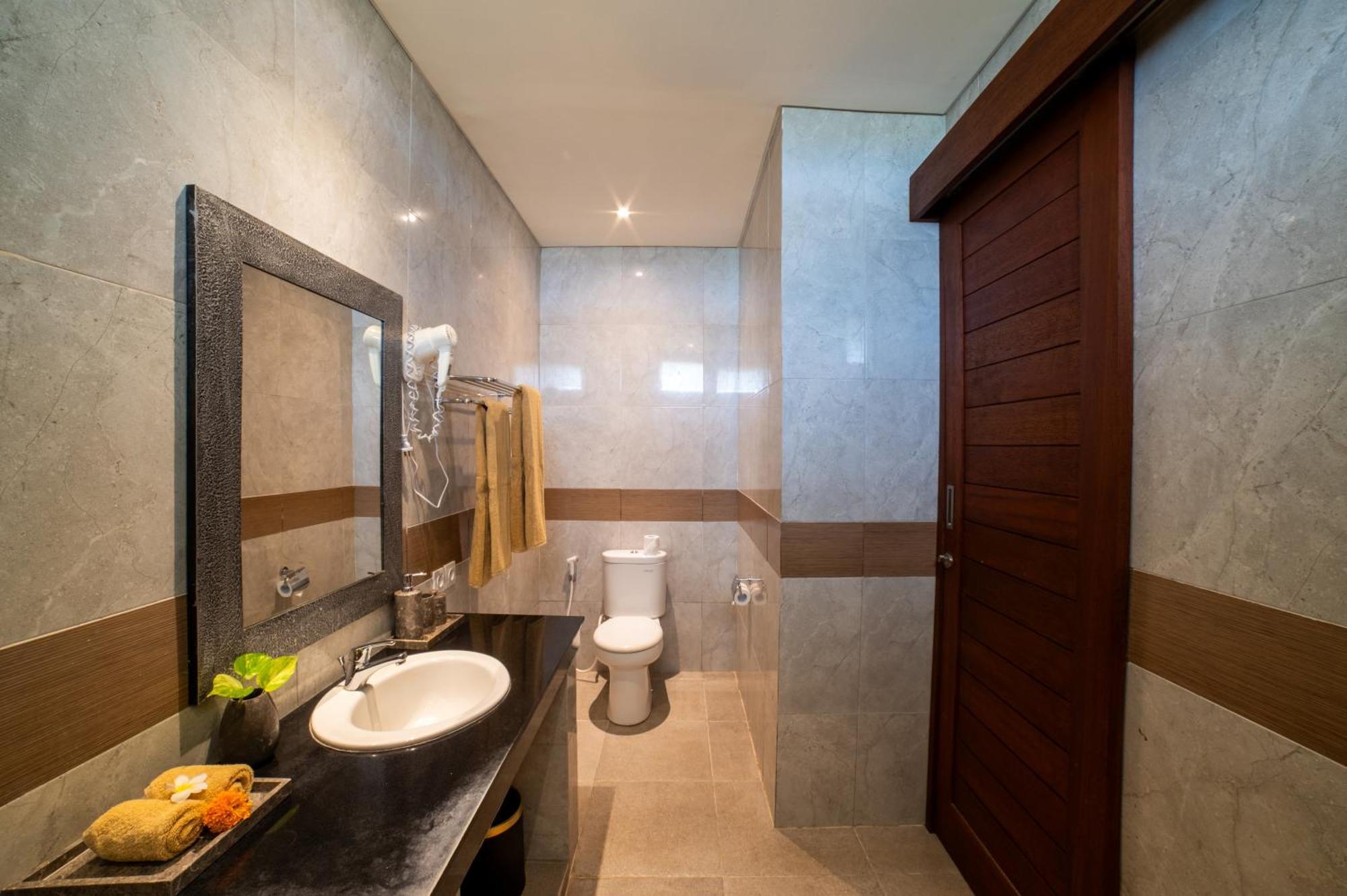 D'Puncak Villas Lembongan Nusa Lembongan  Exterior photo