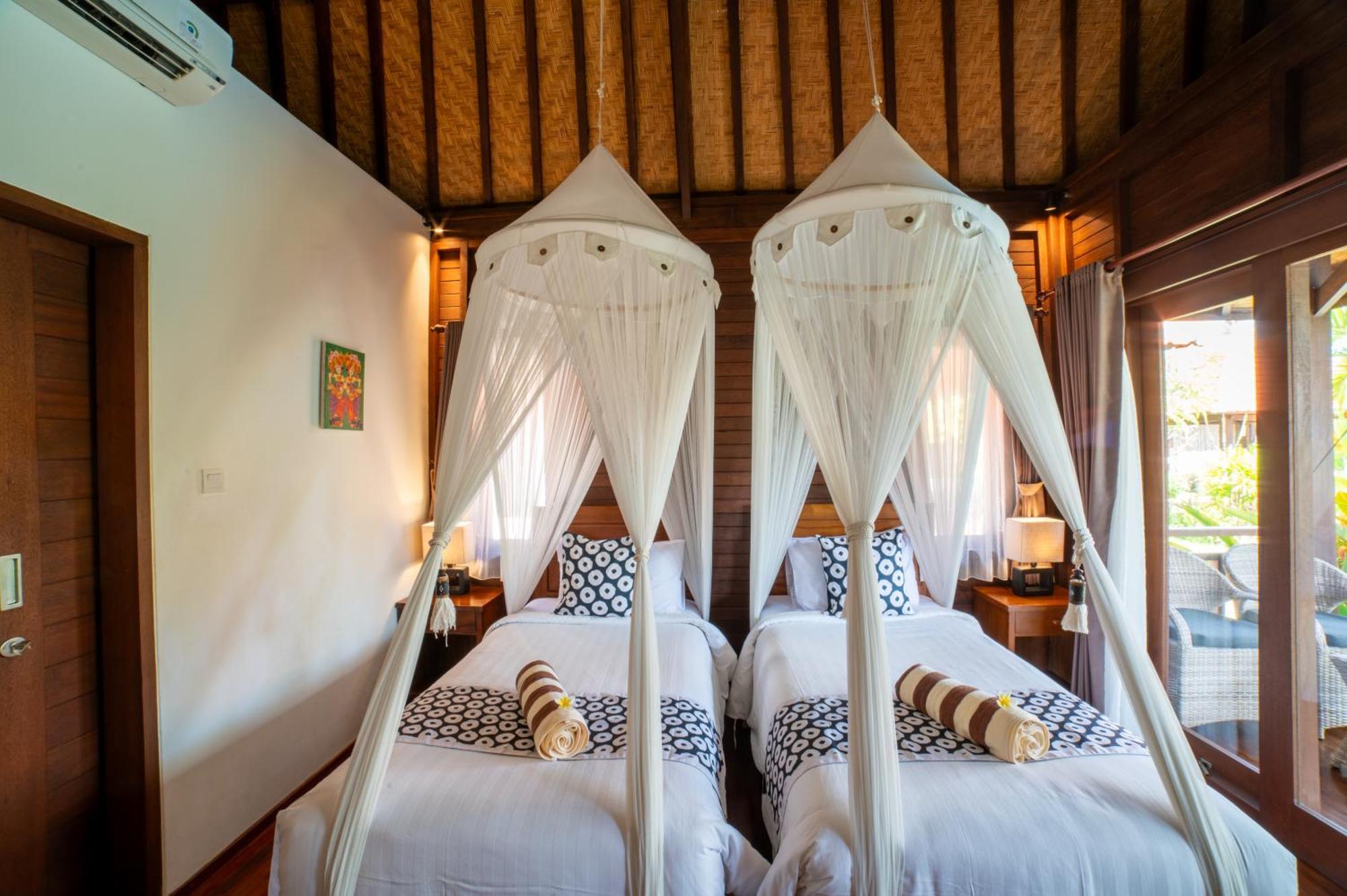 D'Puncak Villas Lembongan Nusa Lembongan  Exterior photo